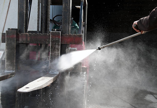 Best Garage Pressure Washing  in New Stanton, PA